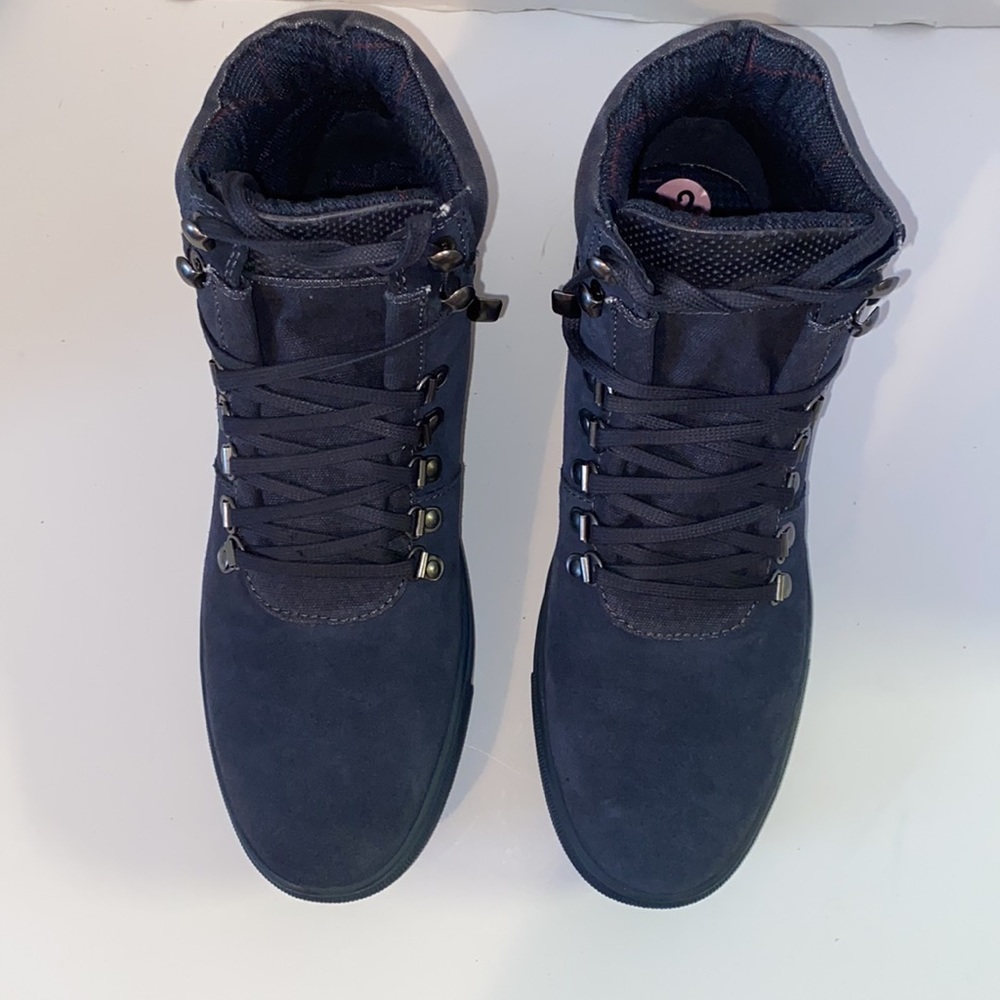 Reserved Footwear. - Mens - Picture 8 of 16